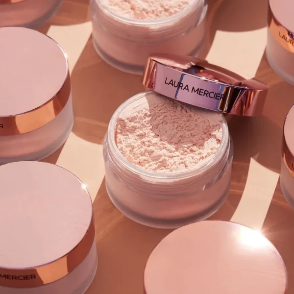 LAURA MERCIER Pink Translucent Loose Powder In Tone Up