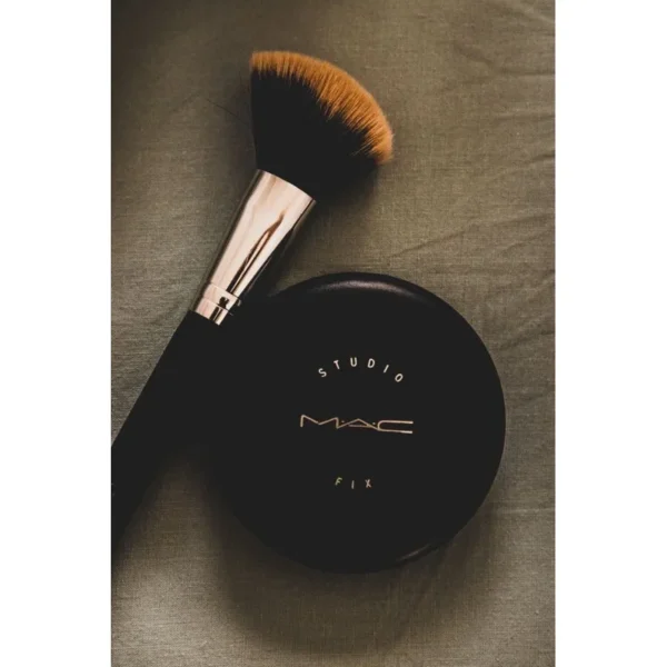 MAC STUDIO FIX POWDER FOUNDATION