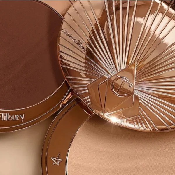 67e459a727ef4025b2751baee90804fe CHARLOTTE TILBURY Airbrush Bronzer