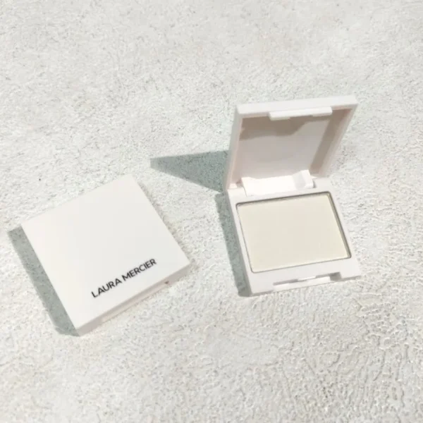 LAURA MERCIER Ultra Blur Pressed Setting Powder 2gr