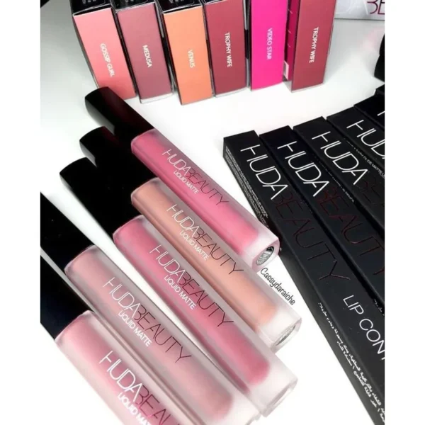 HUDA BEAUTY - Liquid Matte Ultra Comfort Transferproof Lipstick