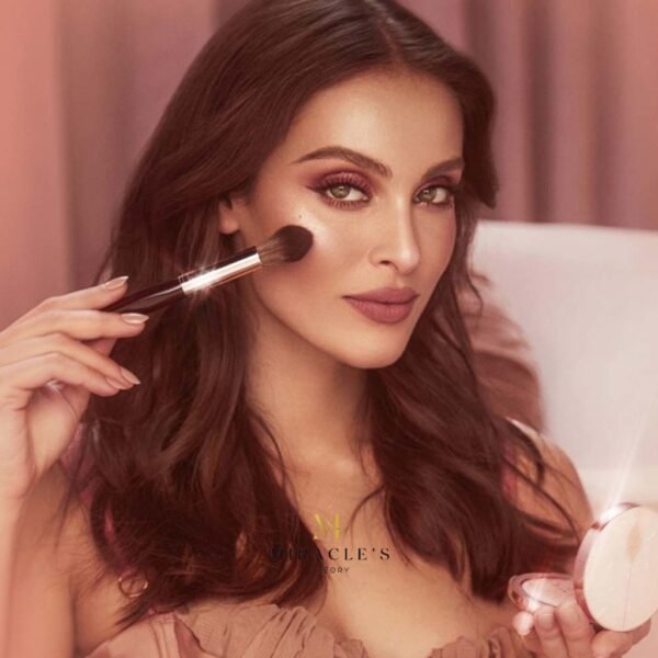 CHARLOTTE TILBURY Cheek To Chic Blush