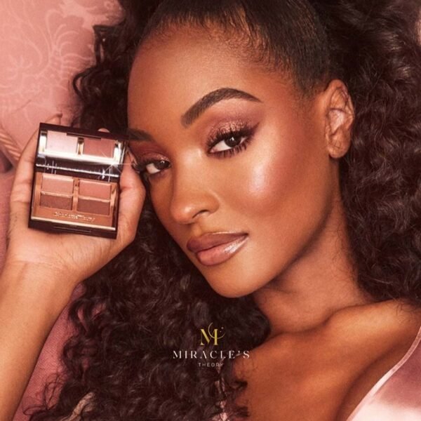 CHARLOTTE TILBURY Cheek To Chic Blush