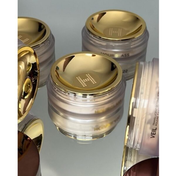 b70b5e4c05ef450e8936bf4fce1a9b43 HOURGLASS Veil Translucent Setting Powder