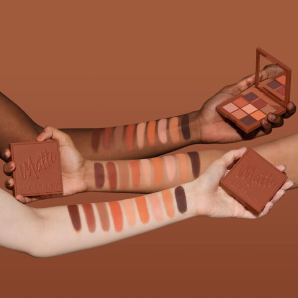 HB-MatteObsessions-Warm-ArmSwacthes-2254-1 HUDA BEAUTY Matte Obsessions Eyeshadow Palette