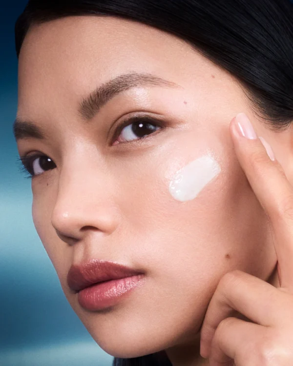 LAMER The Moisturizing Fresh Cream