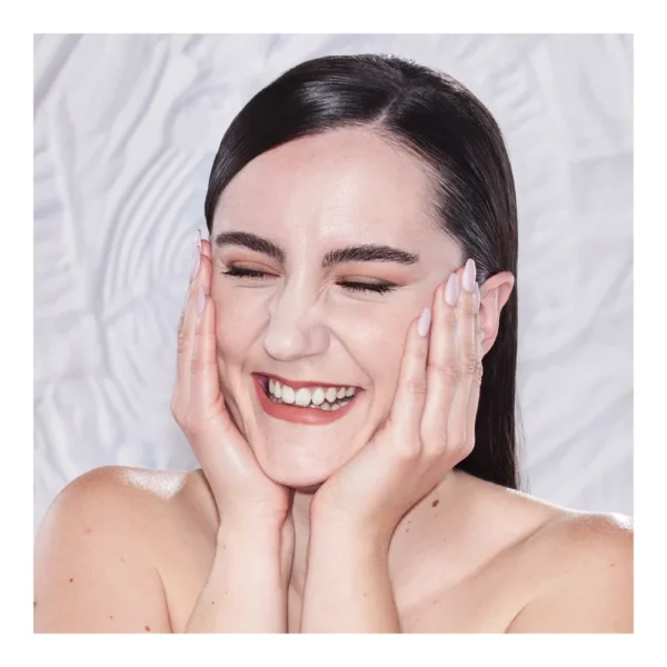 zoom_5_Product_6291107572550-Huda-Beauty-Fauxfilter-Luminous-Matte-Liquid-Concealer-Royal-Icing_8dcf0fa0cfc0e1f9a1fae26456e747abc70ebda5_1678876990 HUDA BEAUTY Fauxfilter Luminous Matte Liquid Concealer • 9ml